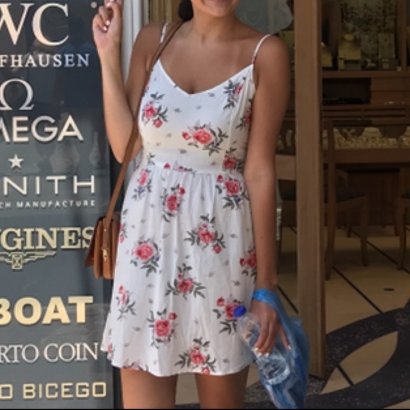 h & m white dress
